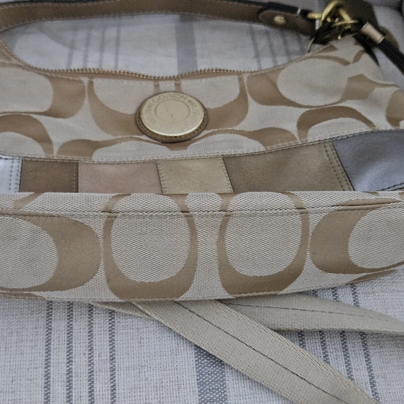 Rare Coach Signature C Canvas & Leather Patent Hobo Shoulder Crossbody Purse - Picture 3 of 7